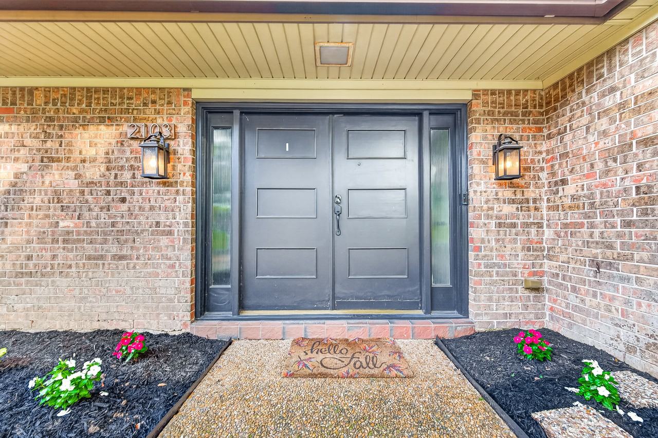 2103 Winged Foot Dr - Photo 7 of 39