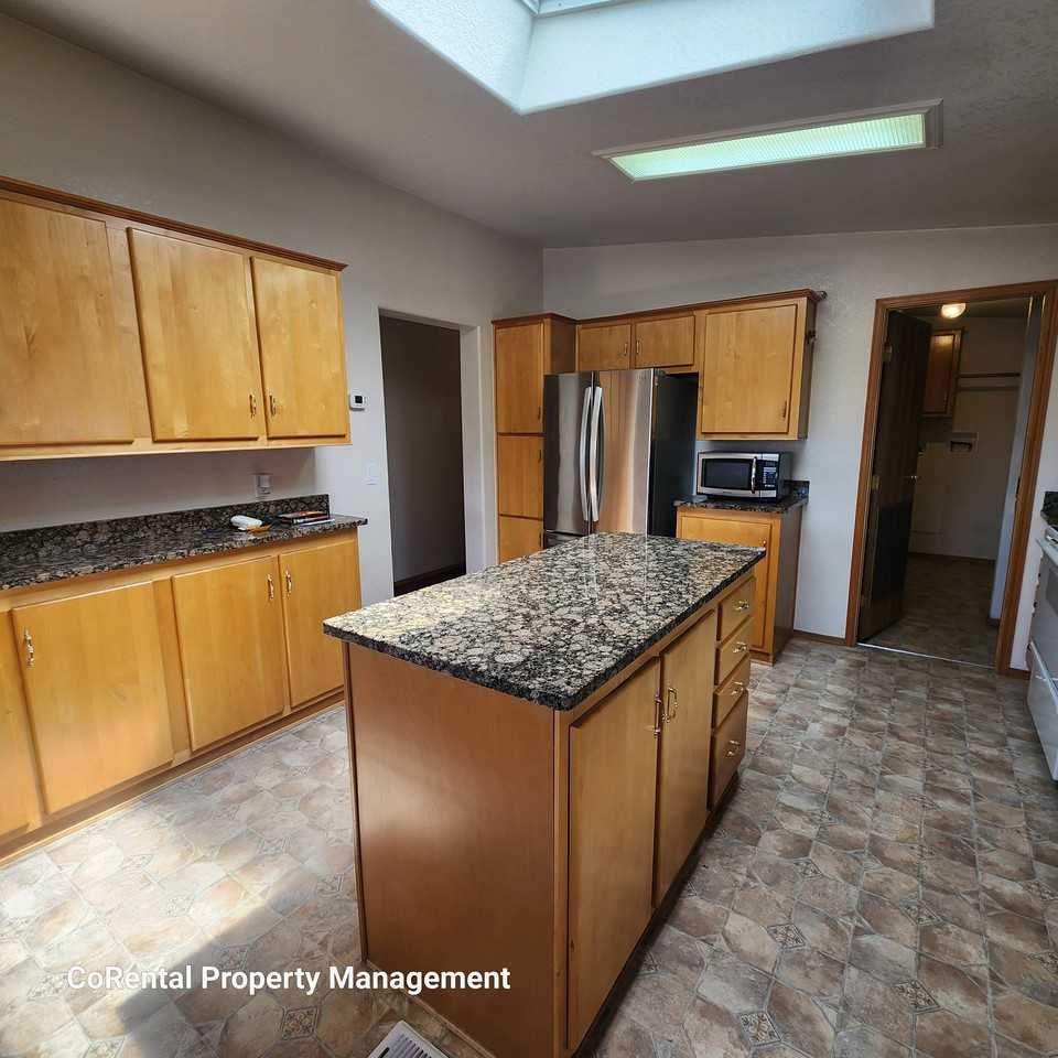 17 E Nicklaus Ave - Photo 3 of 37