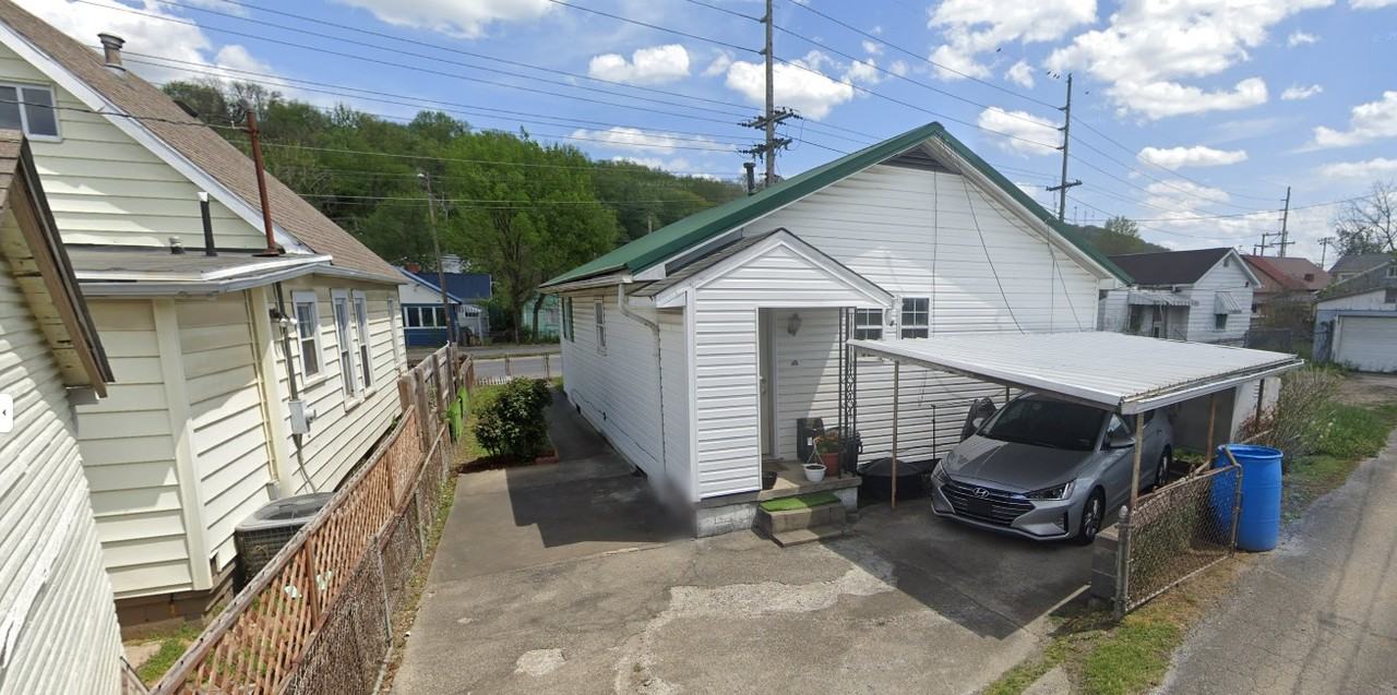 2109 7th Ave - Photo 4 of 16