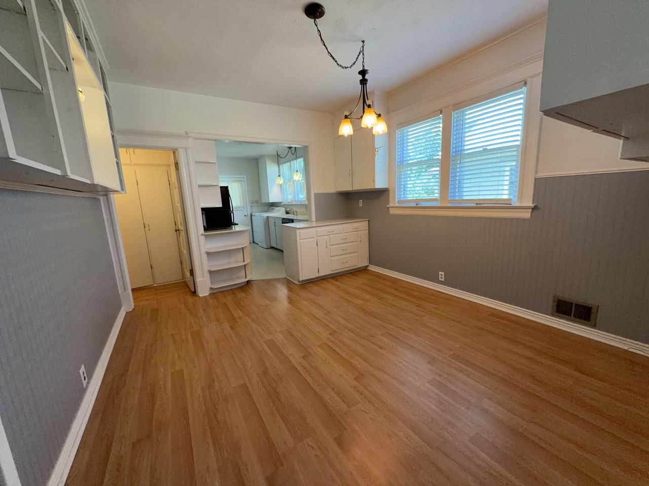 1912 N Nevada Ave - Photo 6 of 18