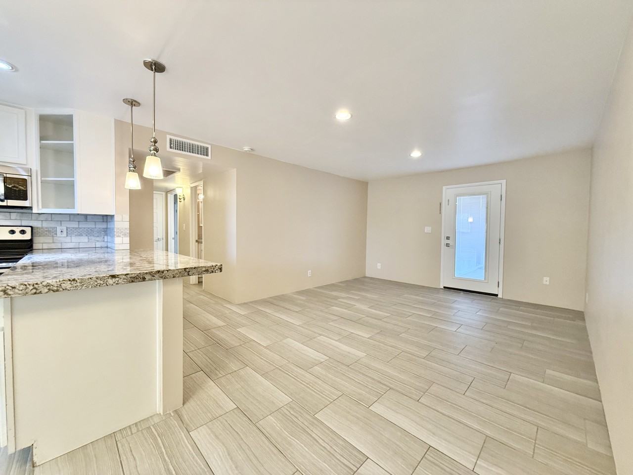 3110 N 40th St #8 - Photo 2 of 11