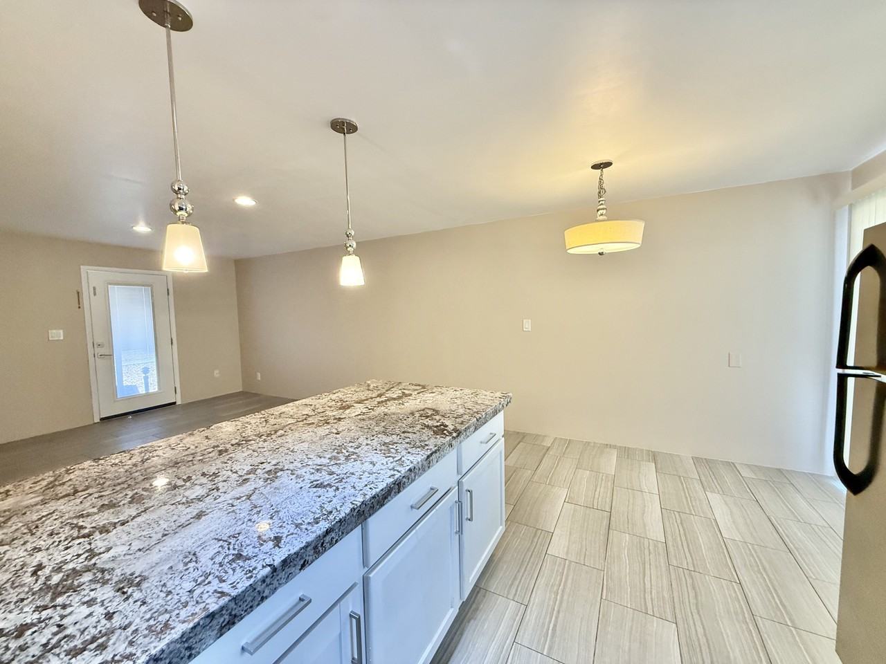 3110 N 40th St #8 - Photo 6 of 11