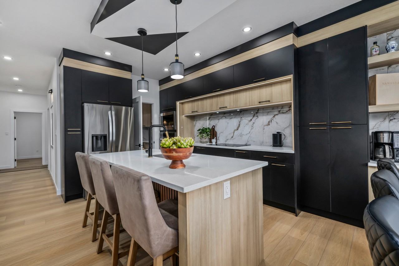 3616 Triomphe Blvd - Photo 3 of 44