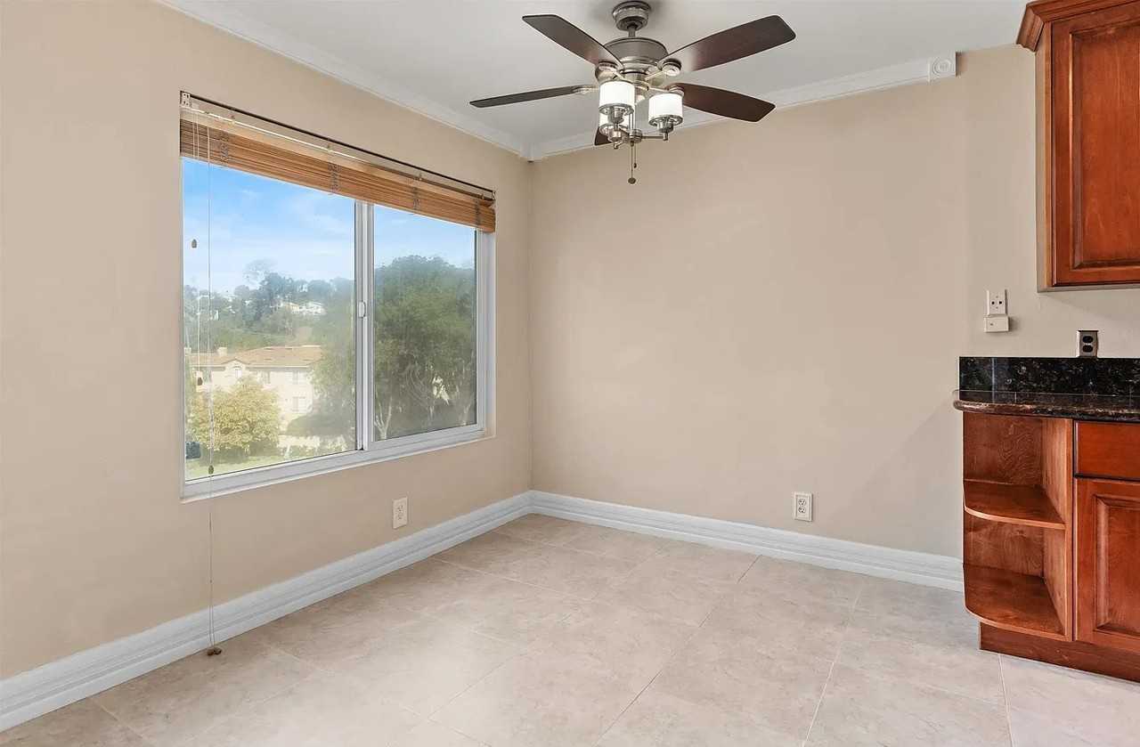 8561 Villa La Jolla Dr #K1 - Photo 2 of 8