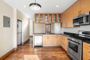 featured image of 24 Sheafe St #4