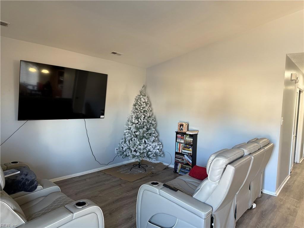3860 Sugar Creek Cir - Photo 4 of 20
