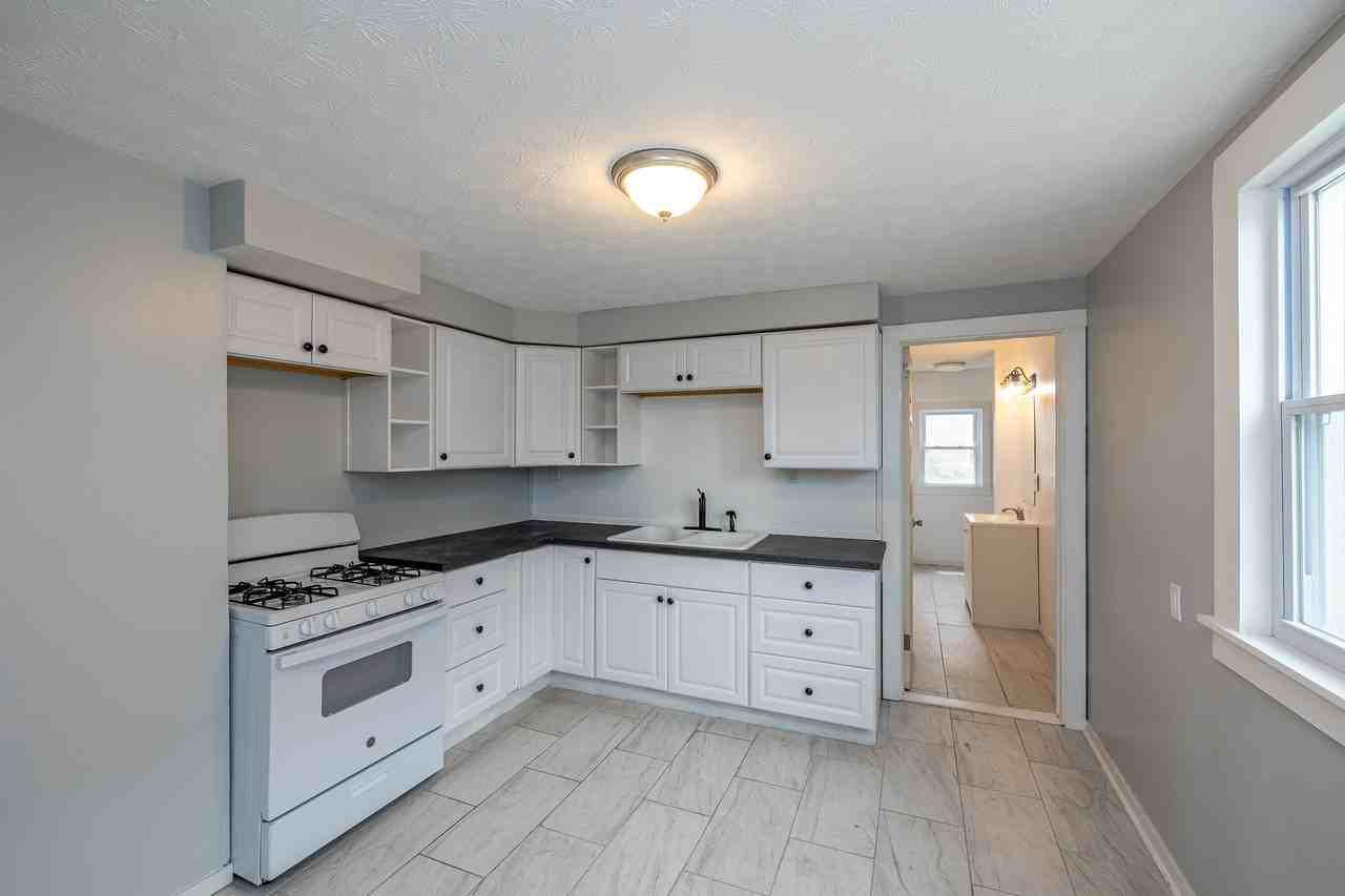 1807 Denison Ave - Photo 2 of 14