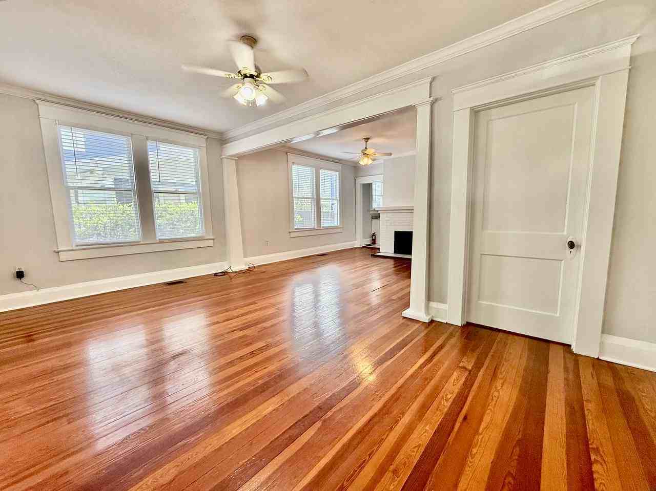607 S Willow Ave - Photo 3 of 22