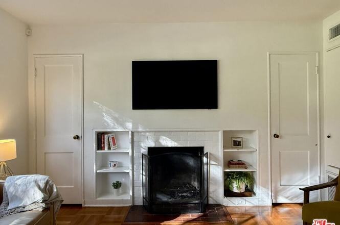 5508 Village Grn - Photo 3 of 23