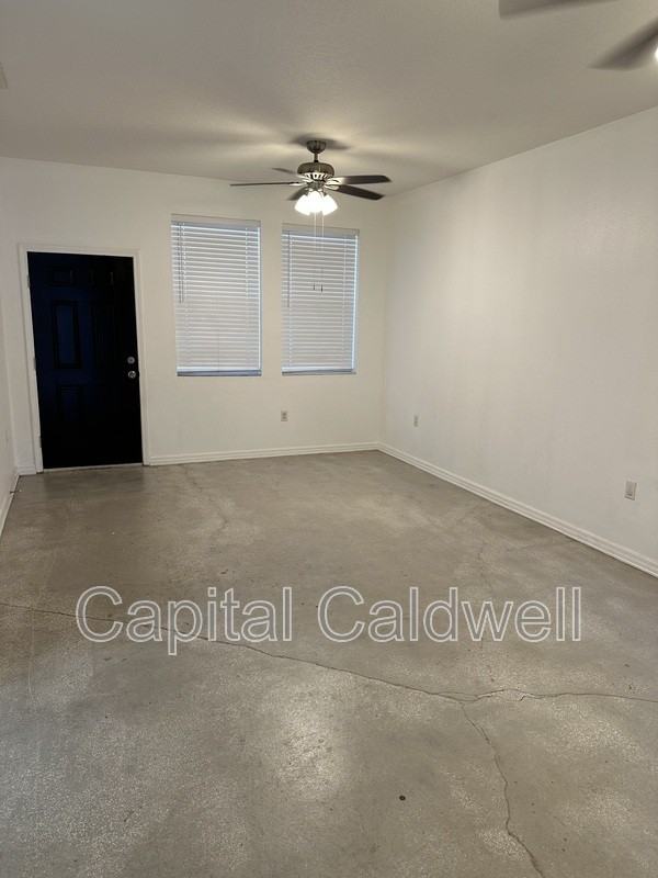 1215 E 29th Ave - Photo 3 of 18