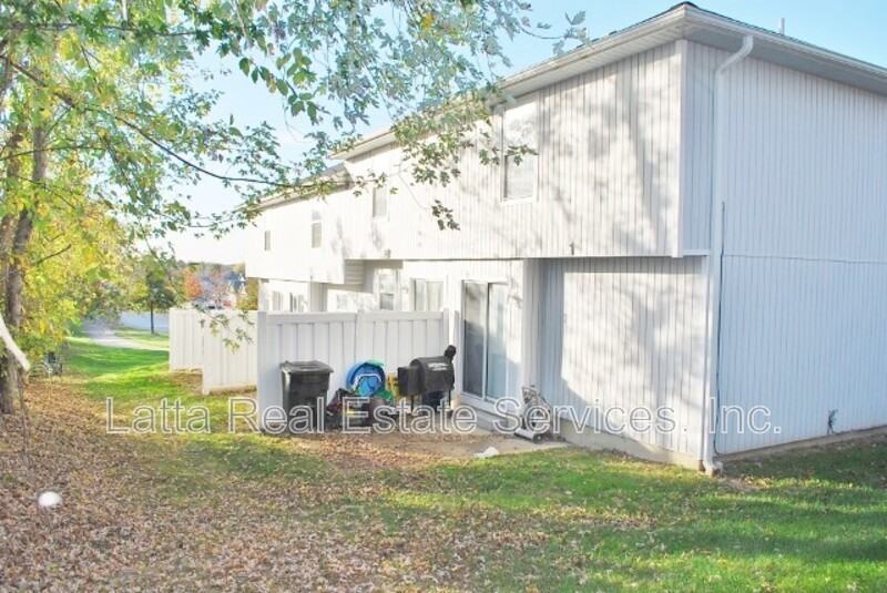 3210 Sw Iron Creek Dr - Photo 2 of 14