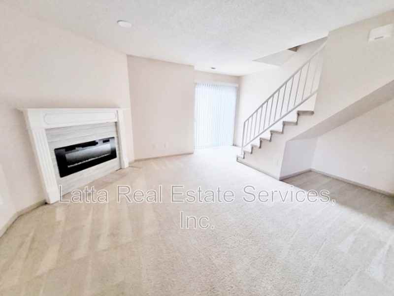 3210 Sw Iron Creek Dr - Photo 4 of 14