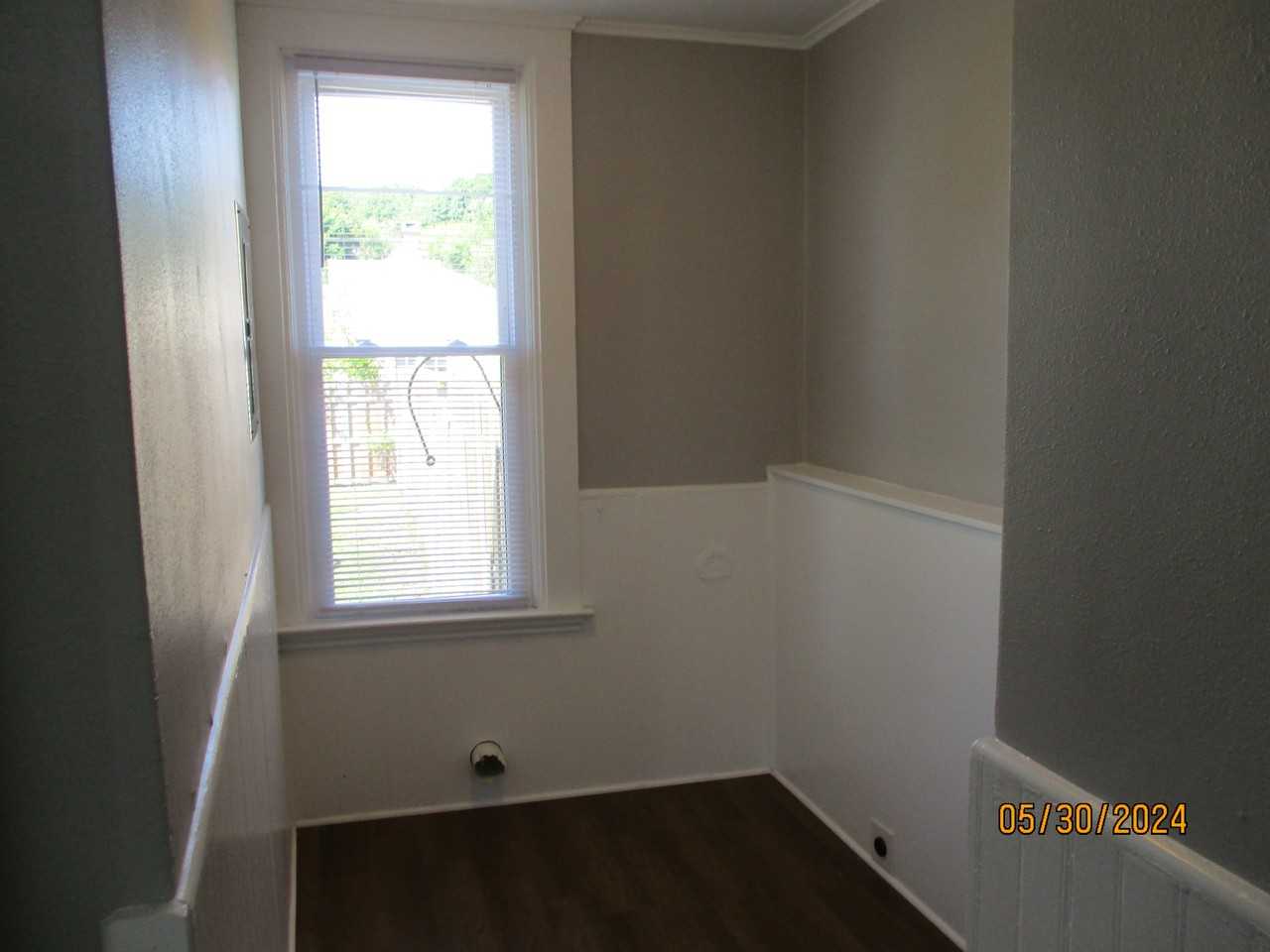 2515 Jackson St #TH - Photo 4 of 18