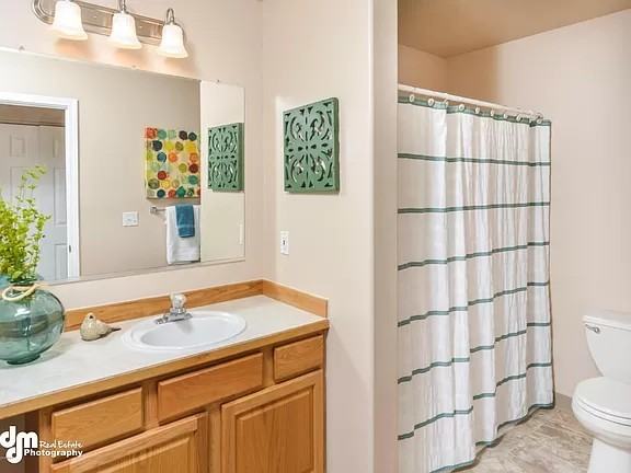 2180 Ivan Dr #B - Photo 3 of 11