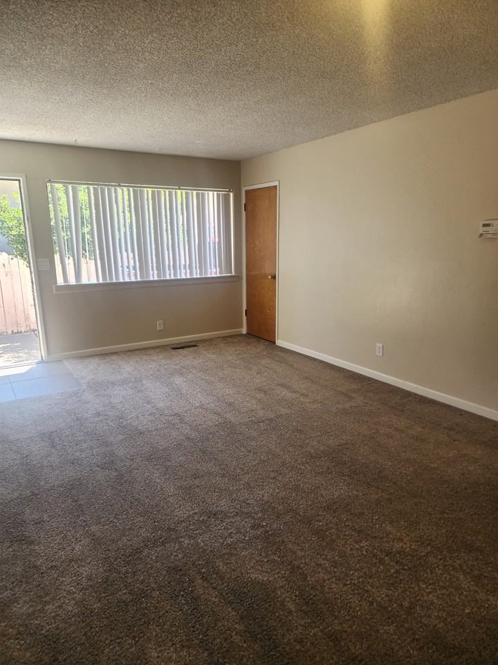 2872 Concord Blvd #NA - Photo 4 of 9