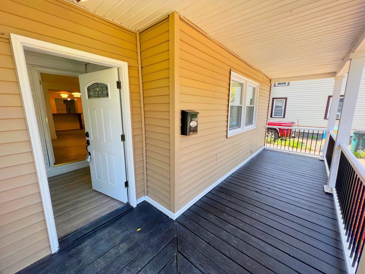 157 Doctor Samuel Mccree Way #NA - Photo 2 of 11