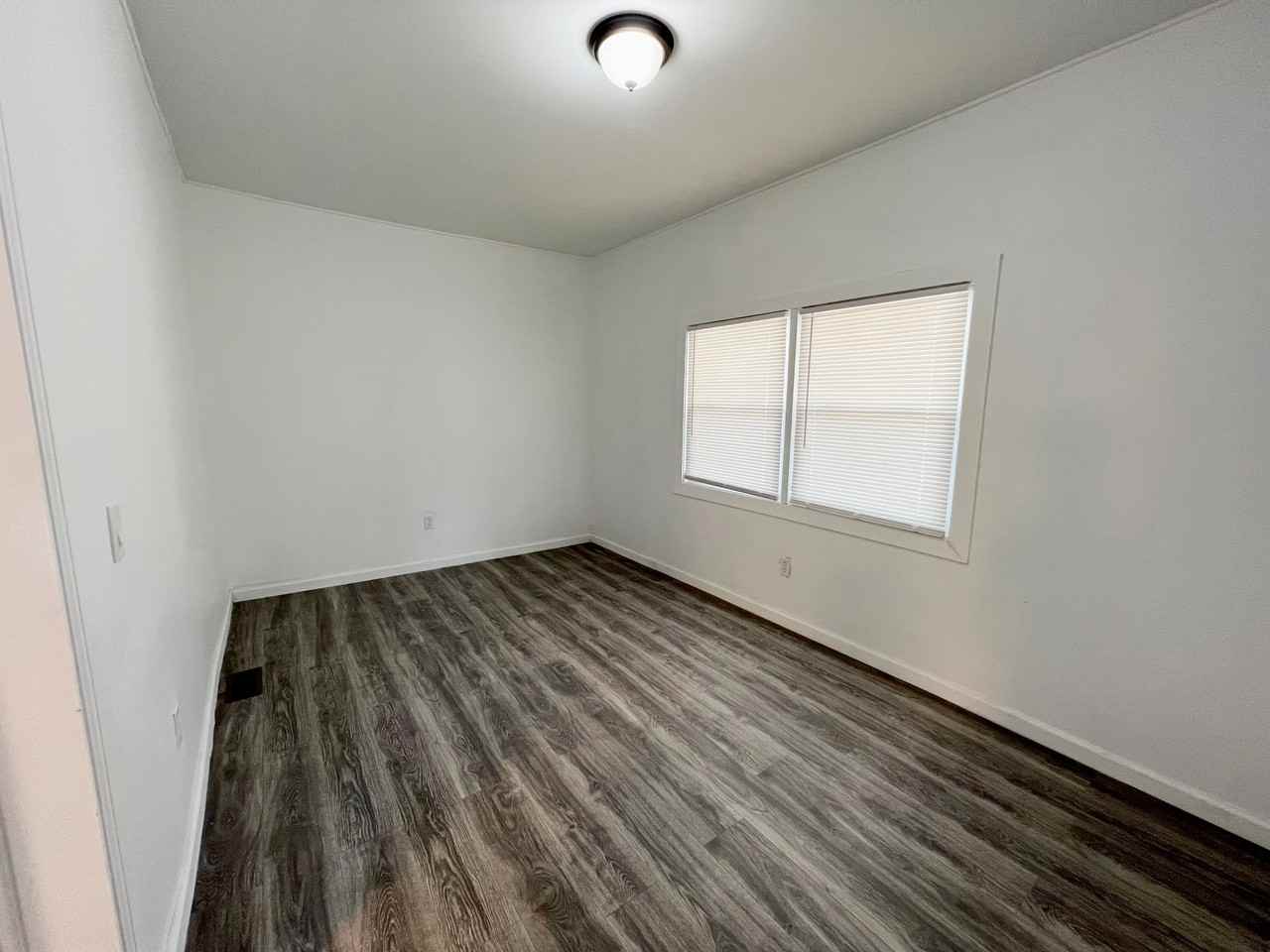 157 Doctor Samuel Mccree Way #NA - Photo 3 of 11