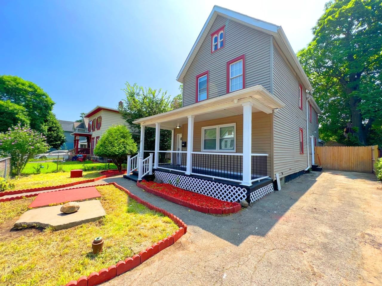 157 Doctor Samuel Mccree Way #NA - Photo 5 of 11