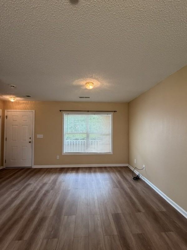 25 Willow Hurst Ct - Photo 4 of 20
