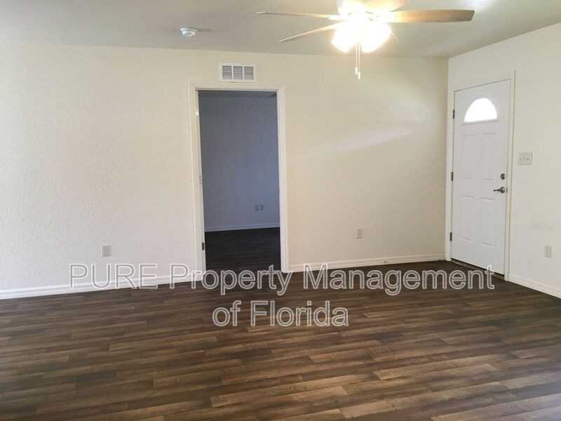 4700 Neavenue - Photo 4 of 37