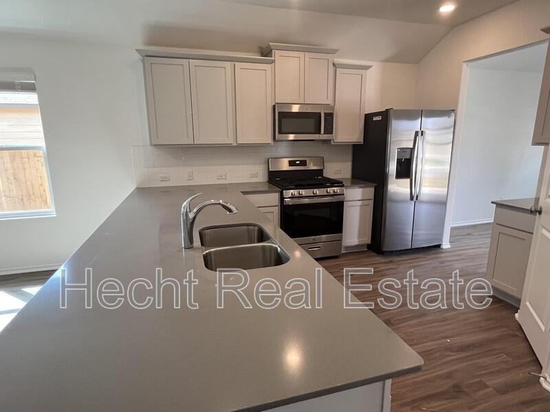 283 Silver Glen Dr - Photo 6 of 21