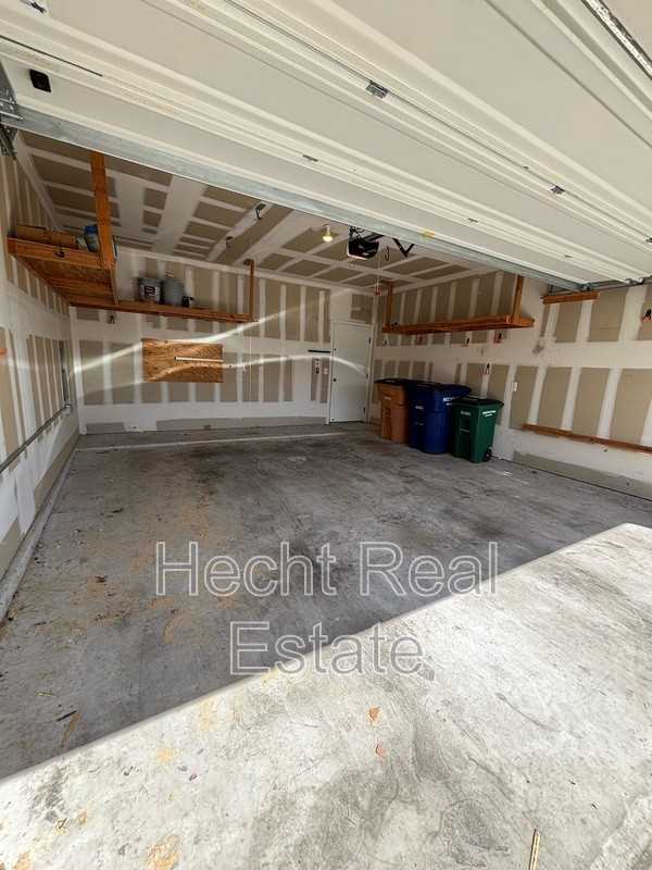 9209 Sawyer Fay Ln - Photo 4 of 25
