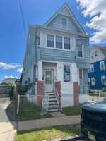 featured image of 571 E 38th St #3