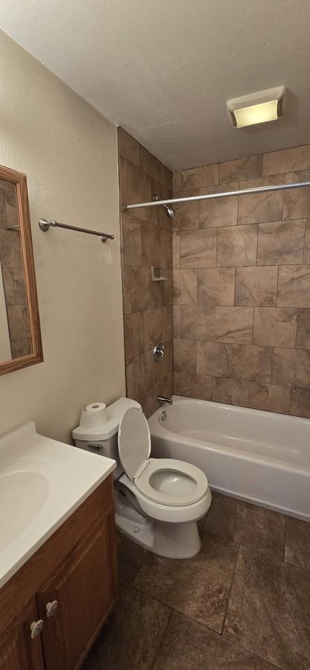 1383 Upham St #1 - Photo 3 of 11