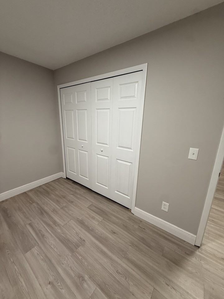 2539 Christine Dr - Photo 6 of 9