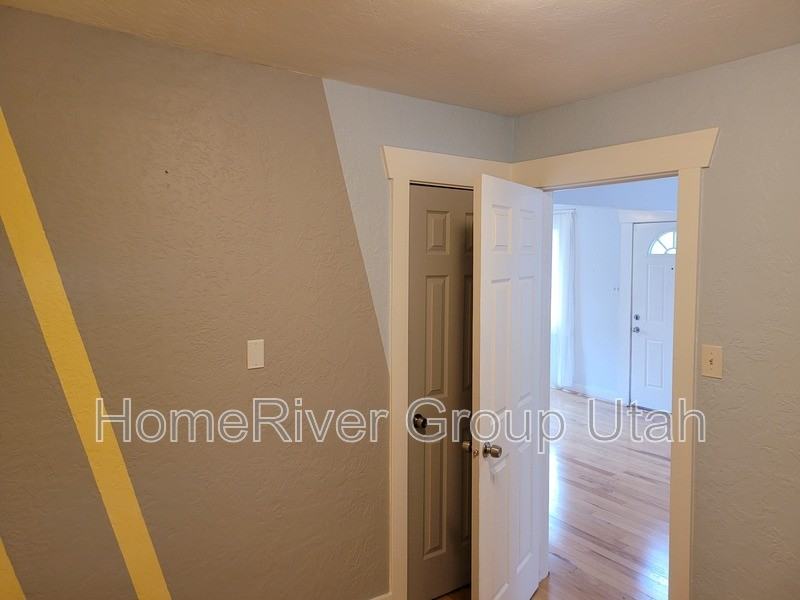 417 E Cleveland Ave - Photo 7 of 25