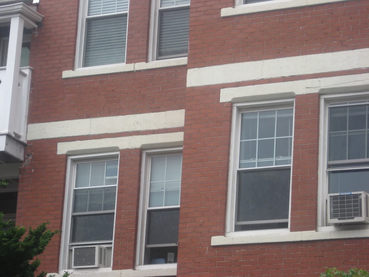 88 Pleasant St - Photo 2 of 13