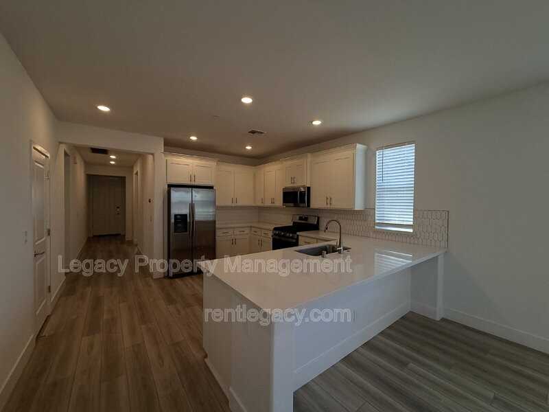 8332 Taylormade Way - Photo 6 of 32