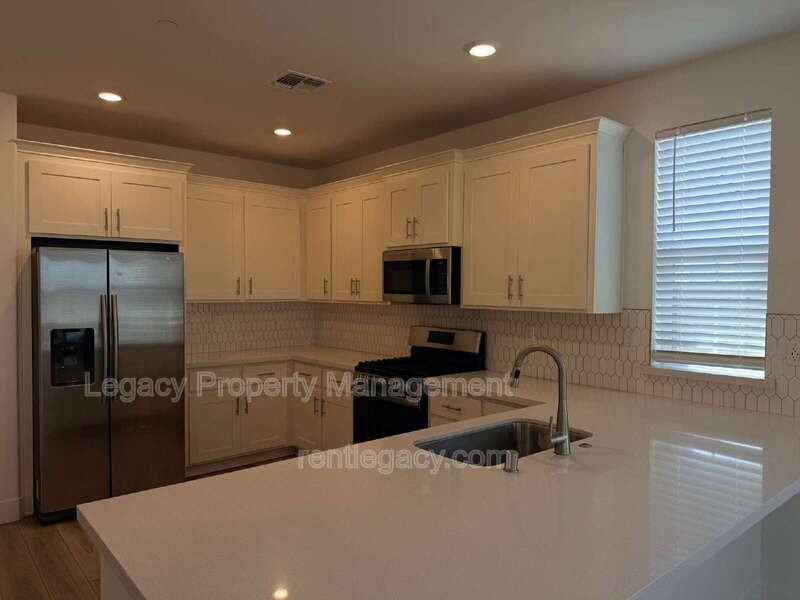 8332 Taylormade Way - Photo 7 of 32