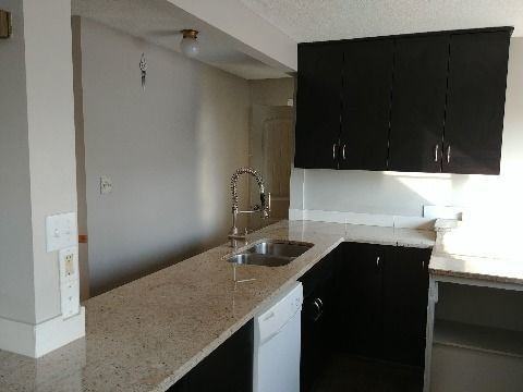 10423 69 Ave Nw - Photo 5 of 30
