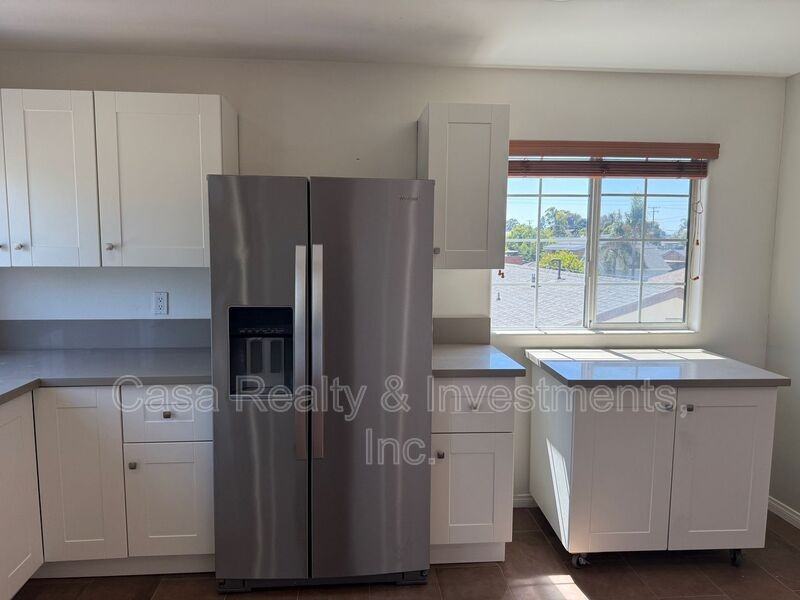522 Washington St #BACK - Photo 3 of 17