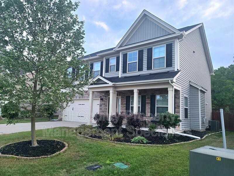 235 Meadow Springs Dr - Photo 2 of 19