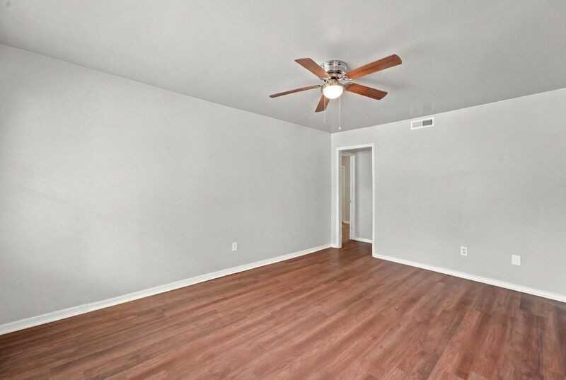 2770 N Barcelona Ave - Photo 6 of 15