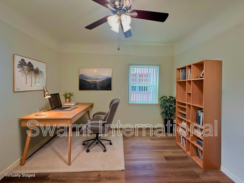 2066 Chestnut Ave - Photo 4 of 50