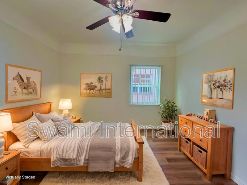 2066 Chestnut Ave - Photo 5 of 50