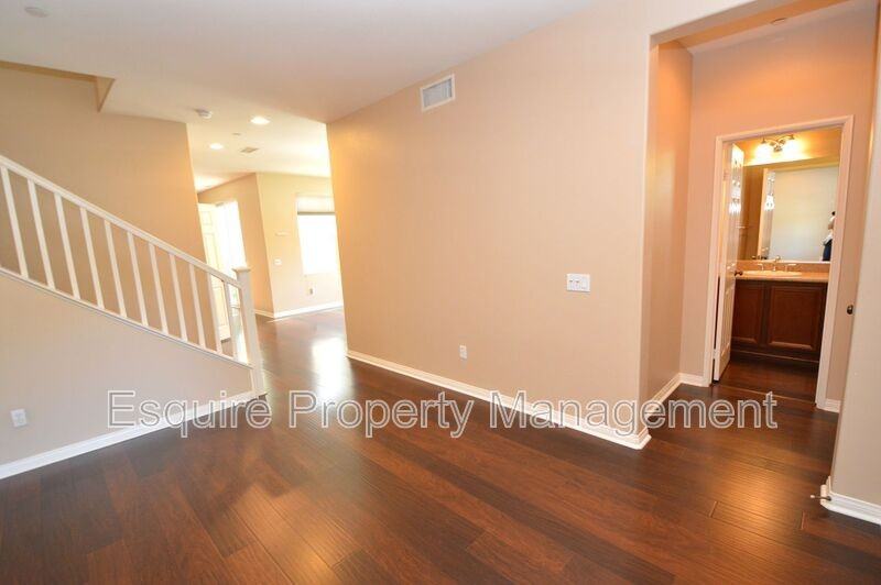 3246 N Ventura Rd - Photo 4 of 26