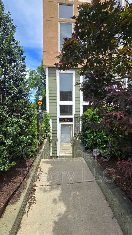 471 - Photo 2 of 5