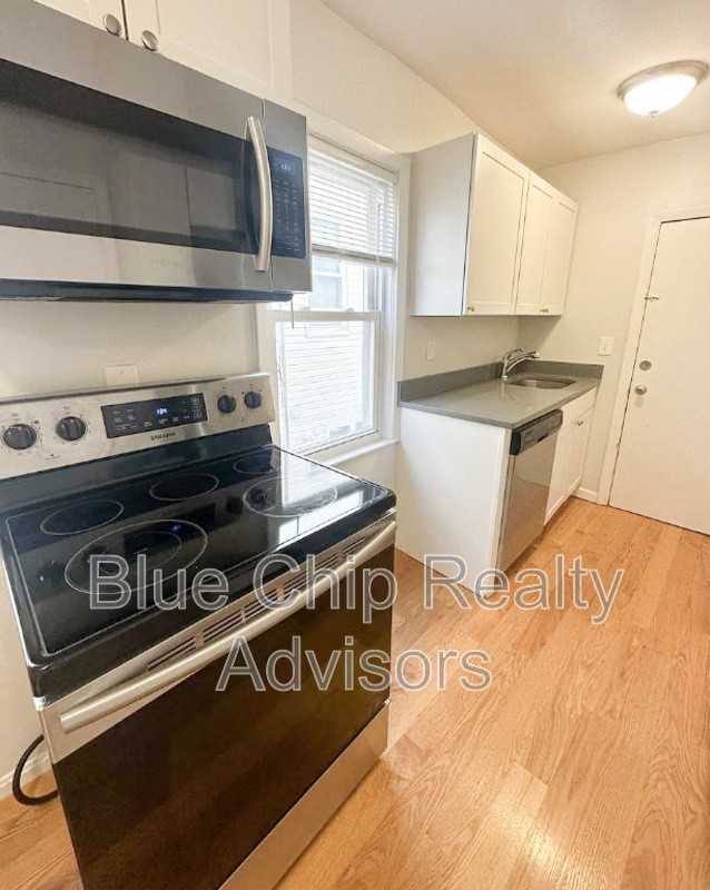 44 South St #3 - Photo 7 of 11