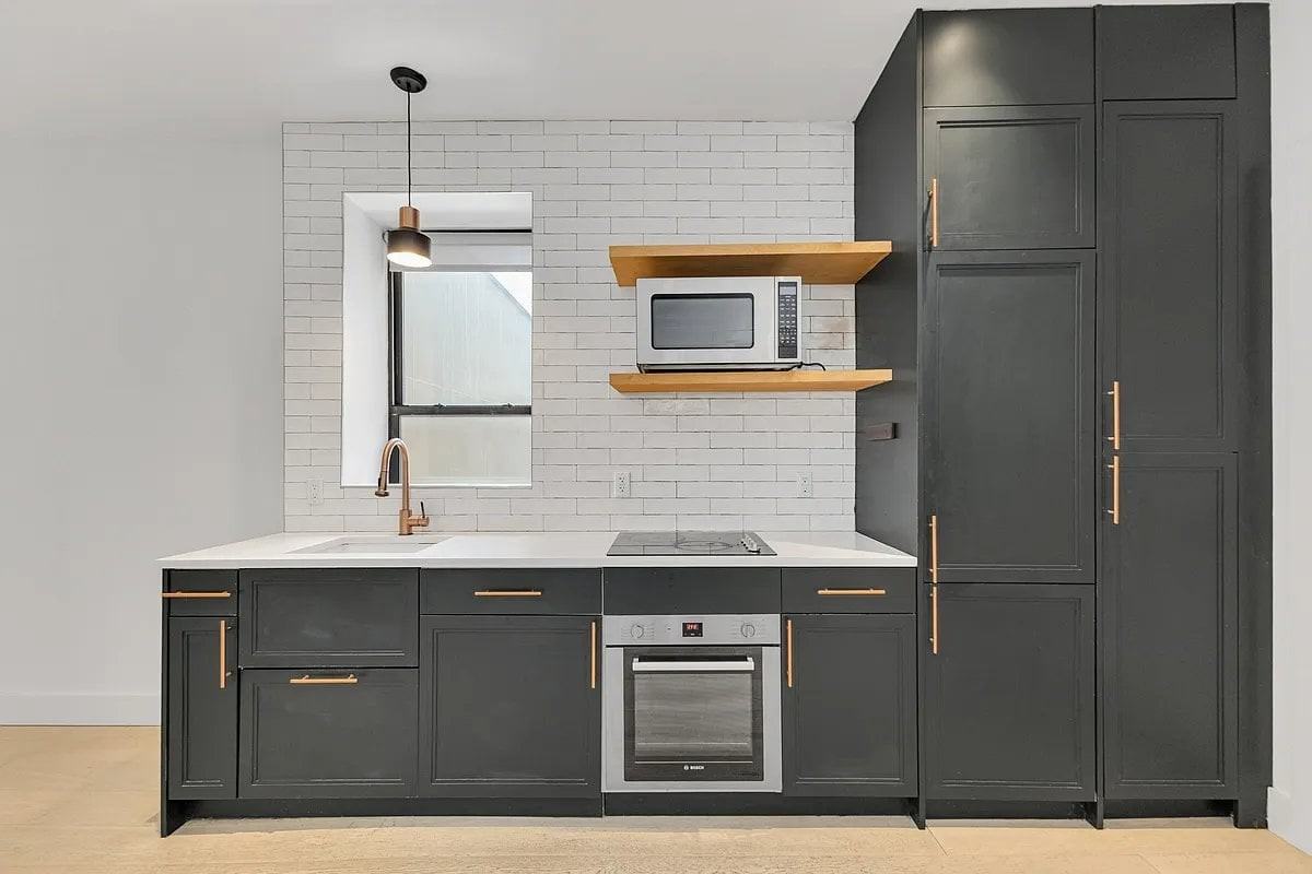 245 Eldridge St #2R - Photo 2 of 12