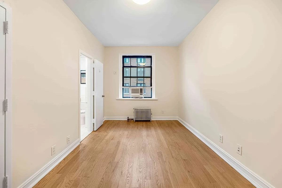 107 E 63rd St #5A - Photo 5 of 15