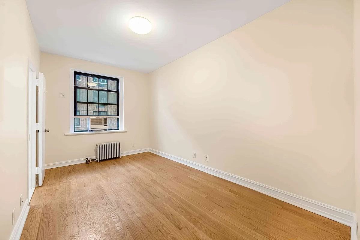 107 E 63rd St #5A - Photo 6 of 15