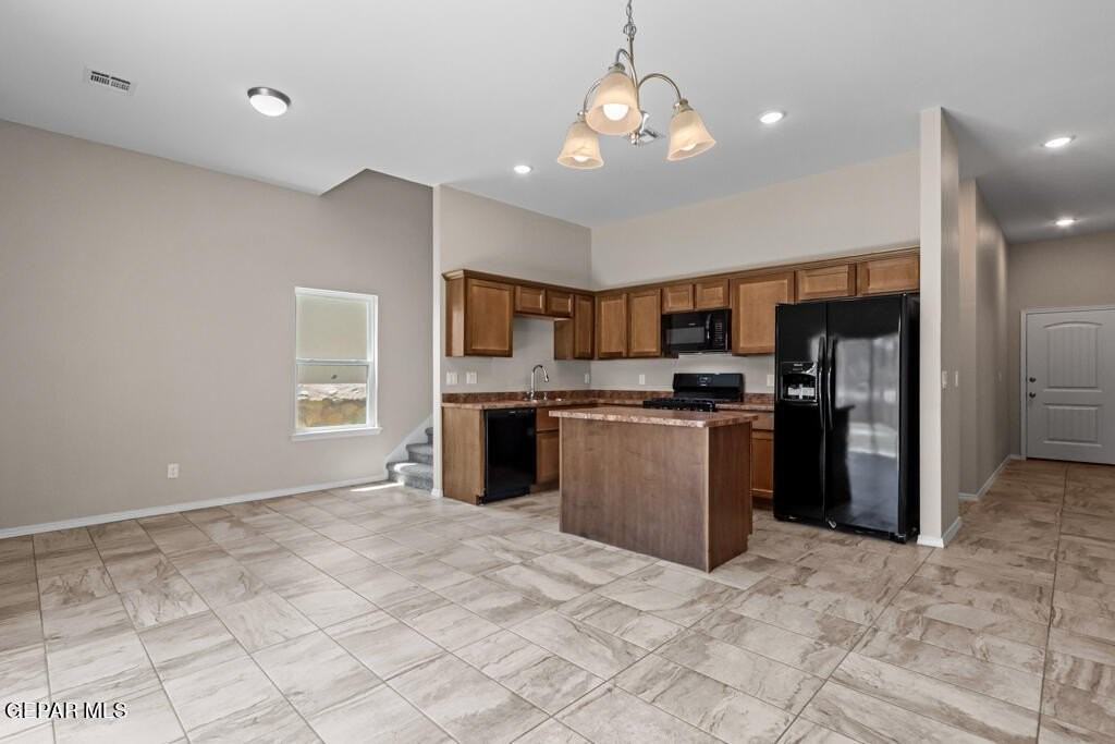 806 Hc Gilbert Minjares Dr #A - Photo 6 of 17