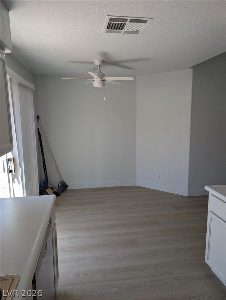 8149 Sickle Ln - Photo 4 of 23