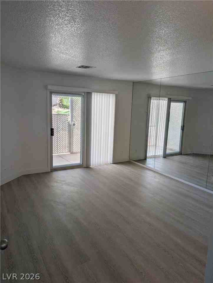 8149 Sickle Ln - Photo 7 of 23