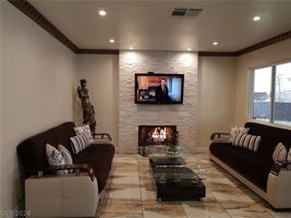 featured image of 7824 Emerald Harbor Ct