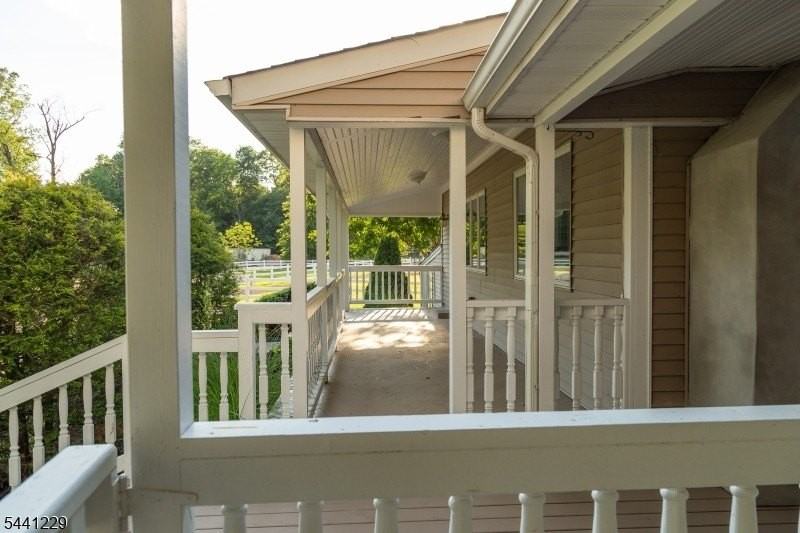 121 Changebridge Rd - Photo 6 of 34